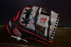 LOUISVILLE SLUGGER Store -LOUISVILLE SLUGGER Store WBW1009861175Lifestyle1