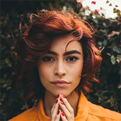 LOUISVILLE SLUGGER Store -LOUISVILLE SLUGGER Store testimonial avatar female 1 ux builder